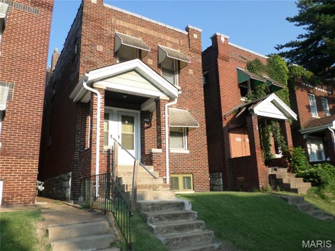 Photo of 3902 Iowa Avenue, St Louis, MO 63118 (MLS # 26059834)