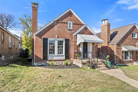 2715 Watson Road St Louis MO 63139