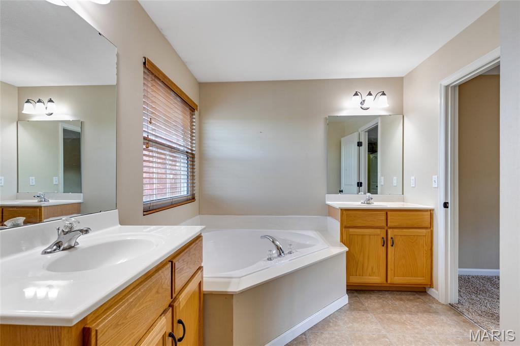 Estates/Tenbrook Manor 03 - Residential