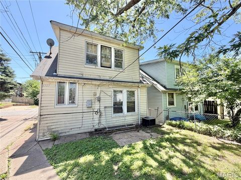 Tiny photo for 4323 Bingham Avenue, St Louis, MO 63116 (MLS # 26030039)