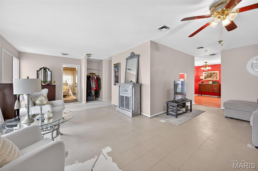 Chatelaine 4 - Residential