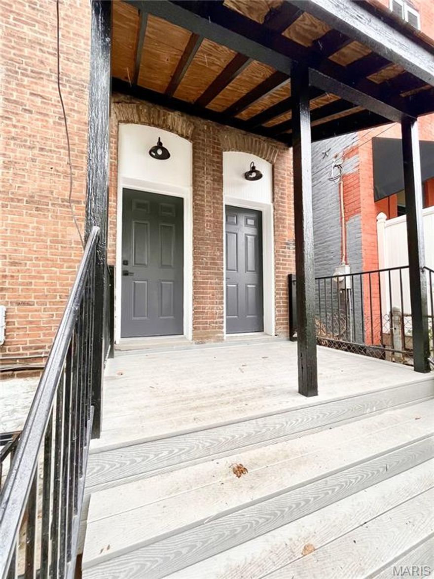 Welcome to 3318 Illinois Ave — a bright, stylish retreat in the heart of the vibrant Benton Park neighborhood of St. Louis!

This beautifully updated 2-bedroom home blends historic Benton Park charm with sleek, modern living. Step inside to an expansive open-concept living room and kitchen filled with natural light pouring through tall windows. New blonde hardwood floors flow throughout the space, creating a warm, airy feel that perfectly complements the home’s contemporary finishes. Central air will keep you cool in warm months.

The modern kitchen features stainless steel appliances, clean lines, and plenty of space to cook and entertain. The spacious bedroom offers comfort and privacy, while the hallway bath includes smart storage solutions plus the convenience of an in-unit washer and dryer — making everyday living effortless.
Additionally there is off street parking in rear and a great shared backyard with deck and yard to enjoy.

Live just steps from some of the city’s best spots — grab coffee at Mud House, explore the shops and restaurants along Cherokee Street (just half a block away!), or head over to Soulard for nightlife and farmers markets. With quick access to I-55, I-44, and downtown St. Louis, commuting is a breeze.

Historic character. Modern convenience. Unbeatable location.
This is Benton Park living at its brightest.
Pets under 35lbs considered (deposit and pet rent additional)