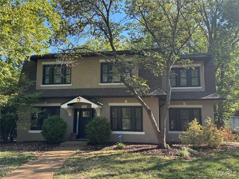 708 Trinity Avenue University City MO 63130