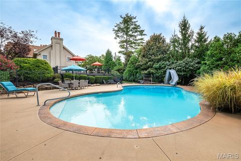 Tiny photo for 28 Ladue Meadows Meadows, Creve Coeur, MO 63141 (MLS # 25071835)