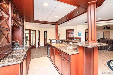 Tiny photo for 28 Ladue Meadows Meadows, Creve Coeur, MO 63141 (MLS # 25071835)