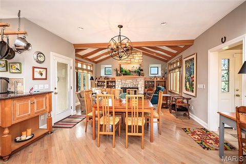 Tiny photo for 28 Ladue Meadows Meadows, Creve Coeur, MO 63141 (MLS # 25071835)