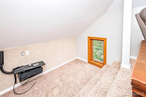 Tiny photo for 28 Ladue Meadows Meadows, Creve Coeur, MO 63141 (MLS # 25071835)