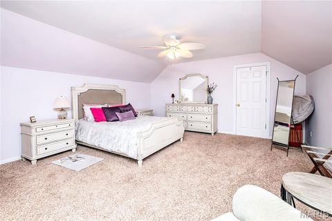 Tiny photo for 28 Ladue Meadows Meadows, Creve Coeur, MO 63141 (MLS # 25071835)