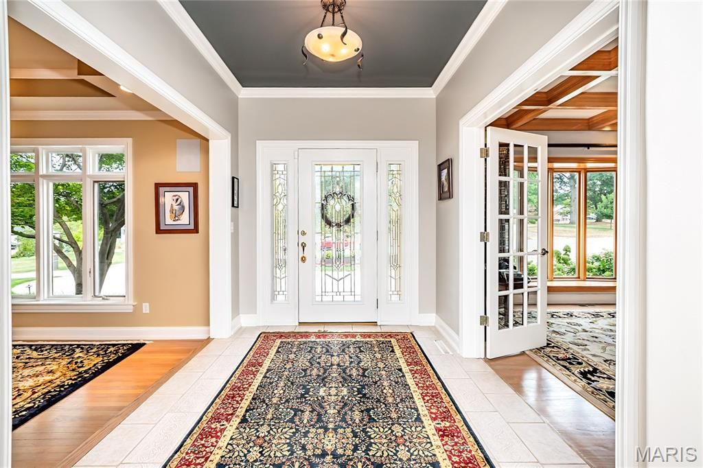 Photo of 28 LadueMeadows Meadows, Creve Coeur, MO 63141 (MLS # 25071835)