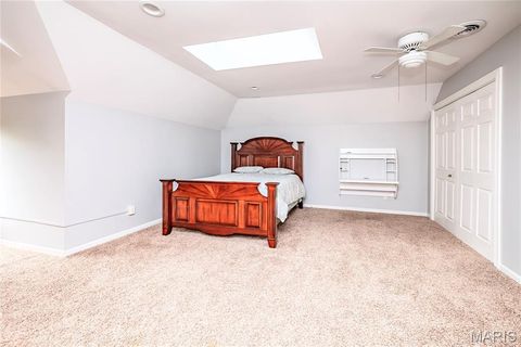 Tiny photo for 28 Ladue Meadows Meadows, Creve Coeur, MO 63141 (MLS # 25071835)