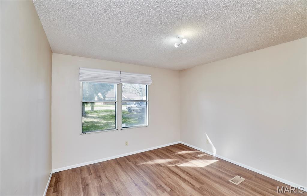 Meadow Lark 02 - Residential