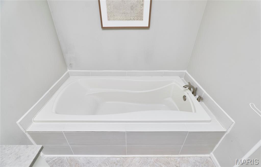 Meadow Lark 02 - Residential