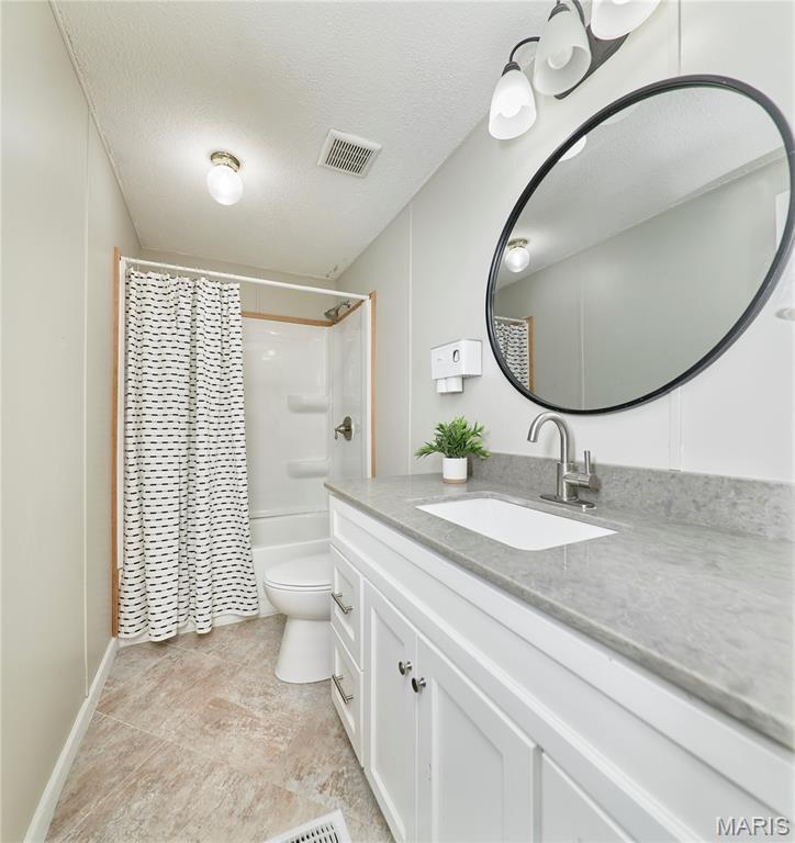 Meadow Lark 02 - Residential