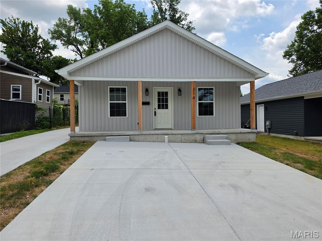 Photo 1 of 14 — 314 England Avenue, Crystal City, MO 63019