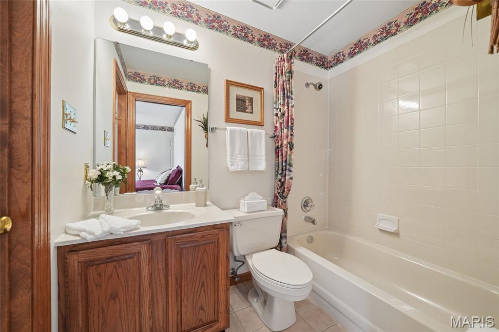 Tall Oaks At Winding Trails One - Residential