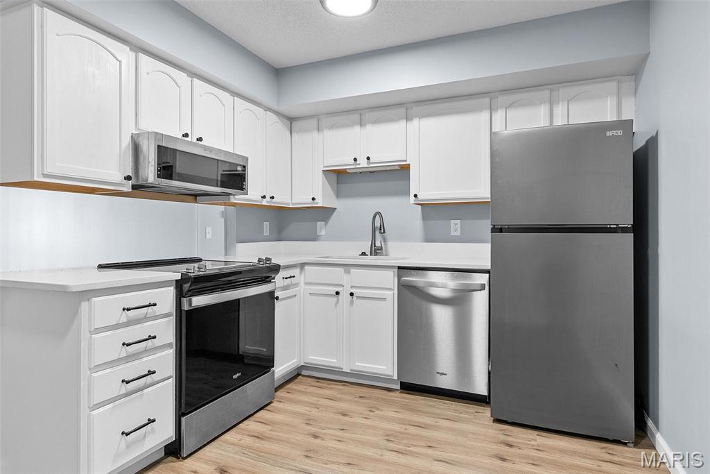 St Charles, Missouri 63303, United States, 2 Bedrooms Bedrooms, ,1 BathroomBathrooms,Residential,Active,210837