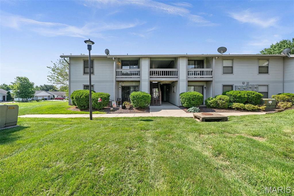 St Charles, Missouri 63303, United States, 2 Bedrooms Bedrooms, ,1 BathroomBathrooms,Residential,Active,210837