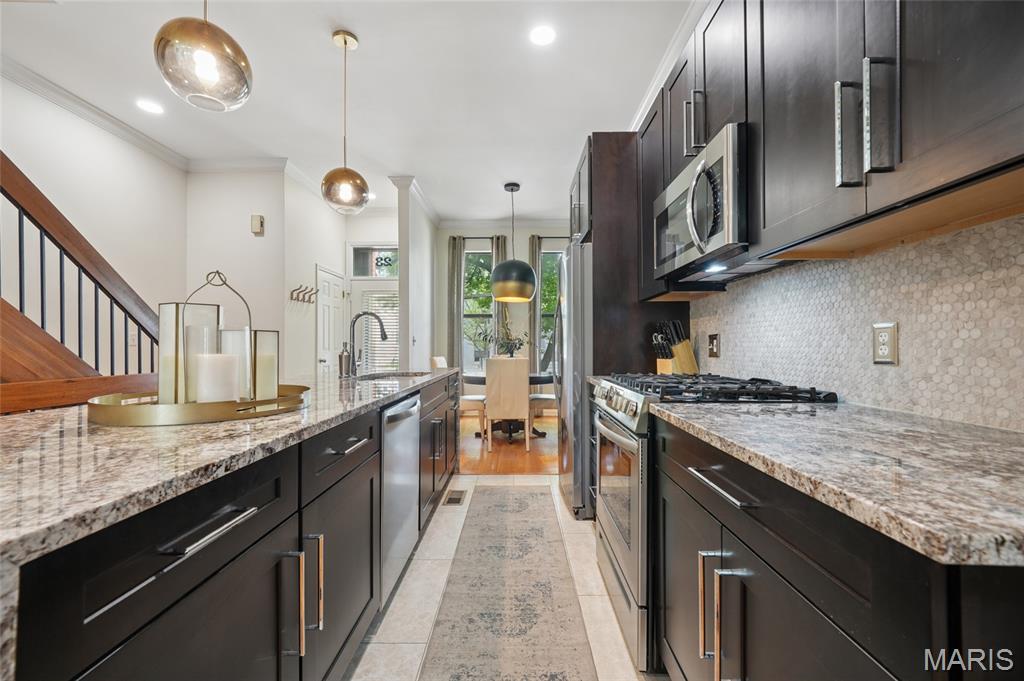 Laclede East - Residential