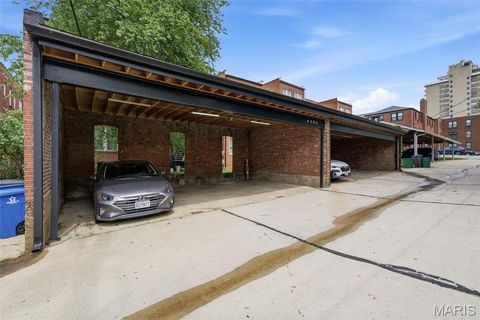 Tiny photo for 6306 Southwood Avenue #3E, Clayton, MO 63105 (MLS # 26046657)