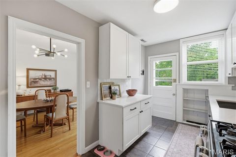 Tiny photo for 6306 Southwood Avenue #3E, Clayton, MO 63105 (MLS # 26046657)