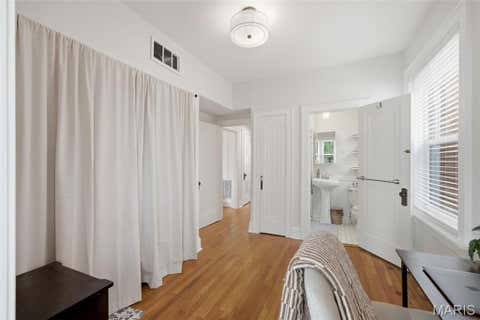 Tiny photo for 6306 Southwood Avenue #3E, Clayton, MO 63105 (MLS # 26046657)