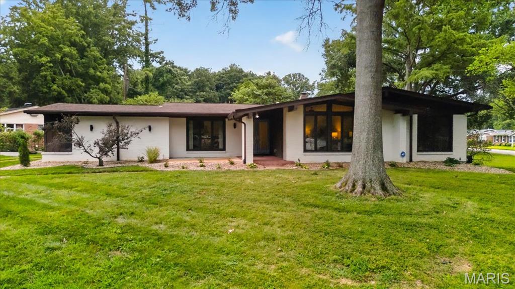 401 Andover Lane