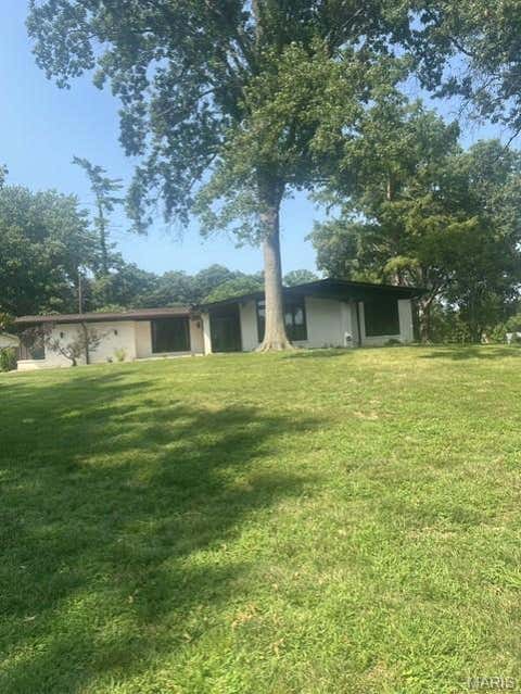 Tiny photo for 401 Andover Lane, Ballwin, MO 63011 (MLS # 26051242)