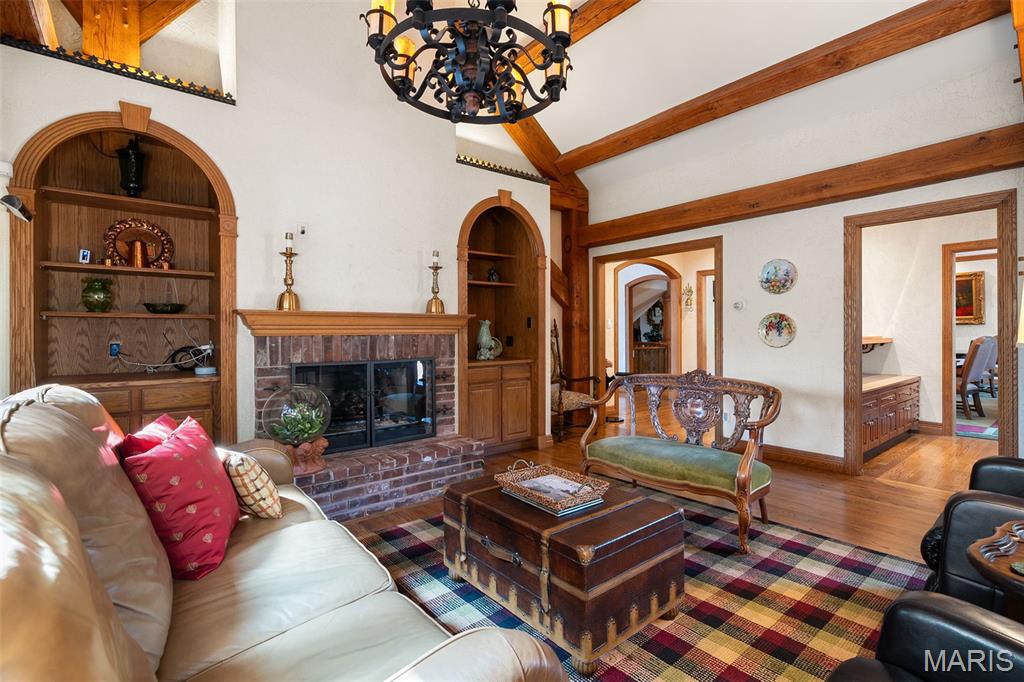 Sunset Crest Lt 8 & Edward Weidlich Estate - Residential