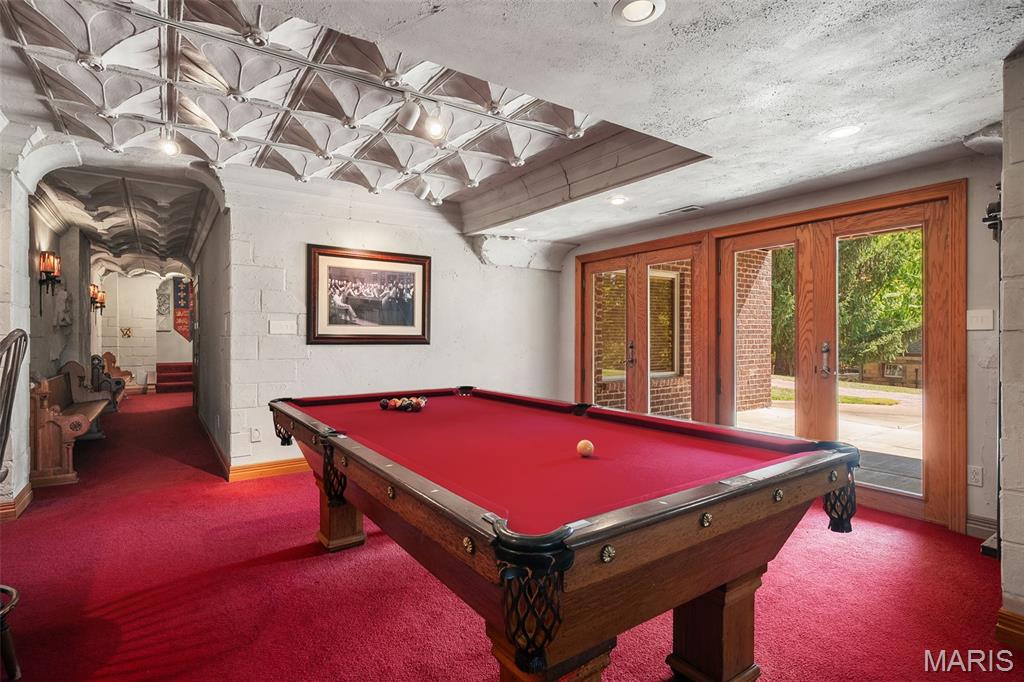 Sunset Crest Lt 8 & Edward Weidlich Estate - Residential