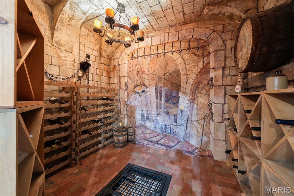 Sunset Crest Lt 8 & Edward Weidlich Estate - Residential