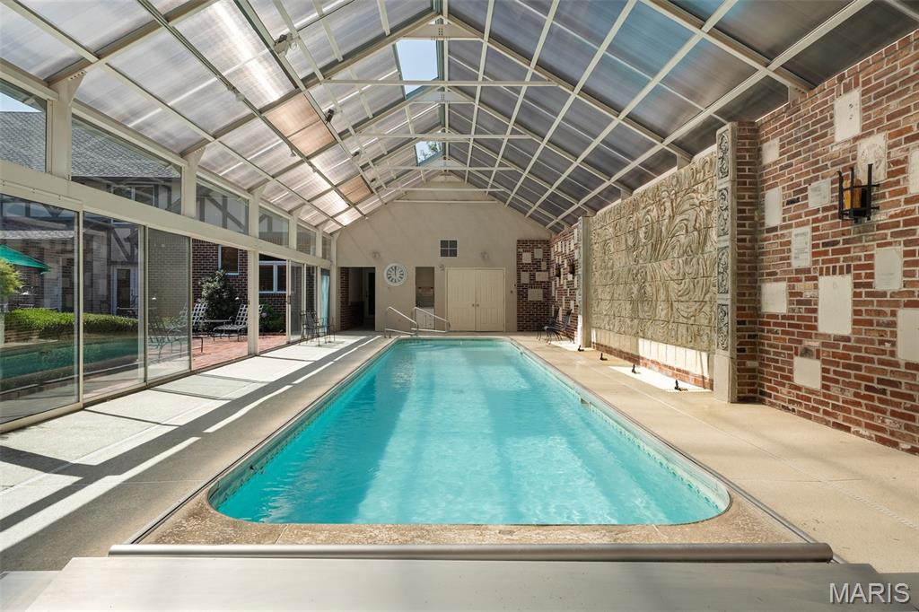 Sunset Crest Lt 8 & Edward Weidlich Estate - Residential