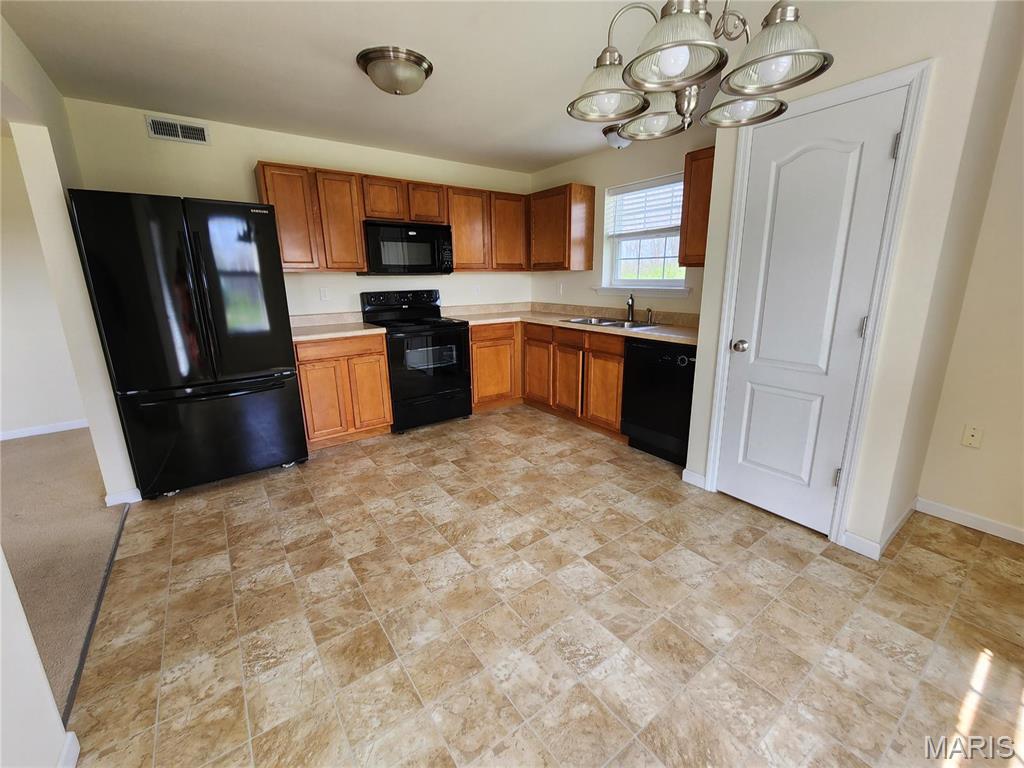 Montecito Resub Village C Condo Bldg 6C - Residential Lease
