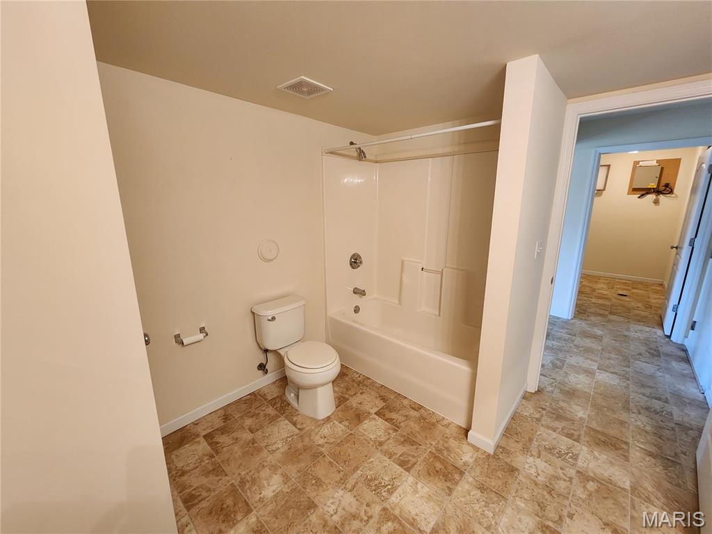 Montecito Resub Village C Condo Bldg 6C - Residential Lease