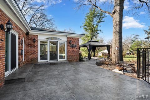 Tiny photo for 1855 Ironstone Road, Des Peres, MO 63131 (MLS # 26019047)