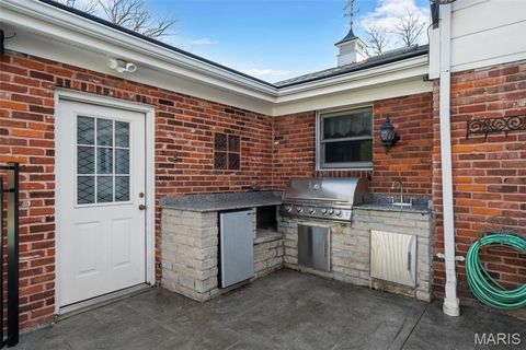 Tiny photo for 1855 Ironstone Road, Des Peres, MO 63131 (MLS # 26019047)