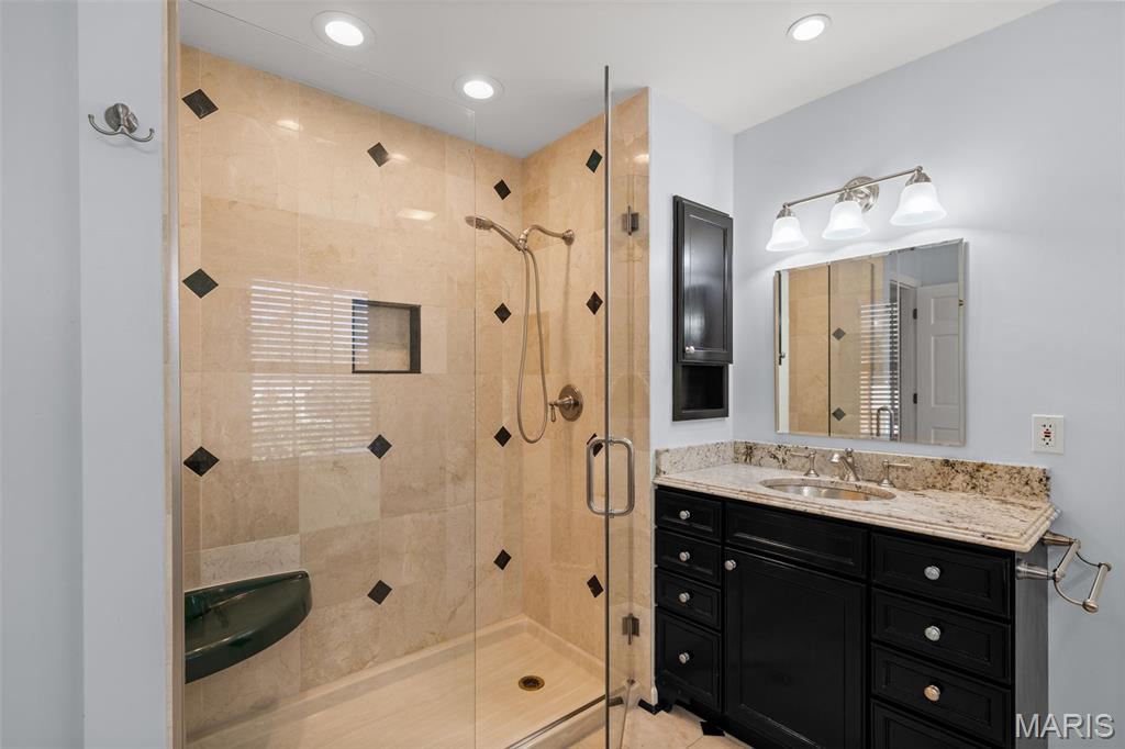 Berkley Manor 6 - Residential