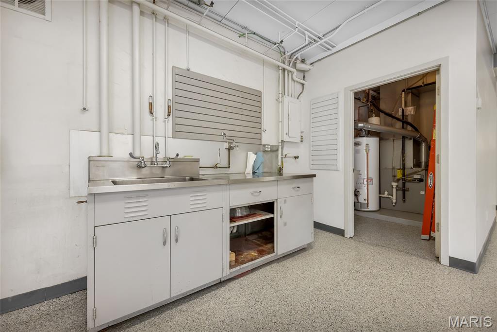 Cliff Place - Commercial Sale