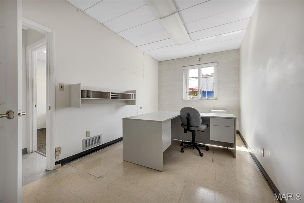 Cliff Place - Commercial Sale