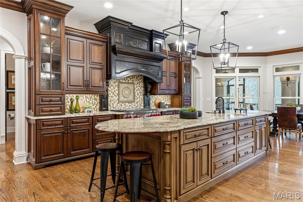 Town & Country Manor - Residential