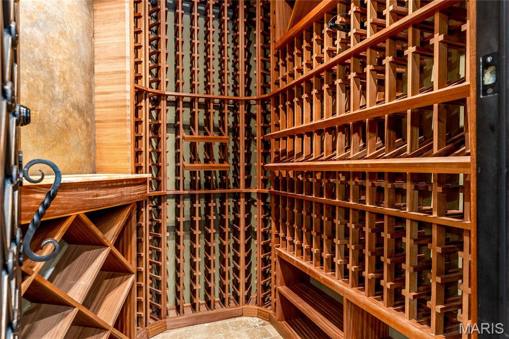 Town & Country Manor - Residential