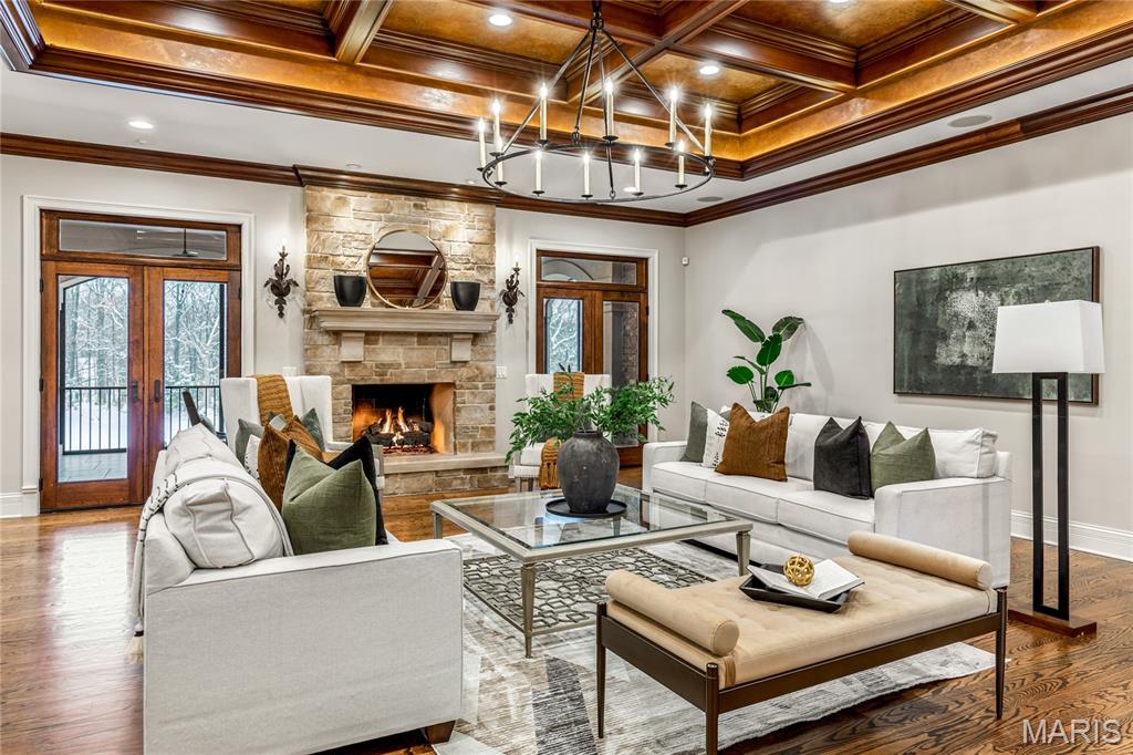 Town & Country Manor - Residential