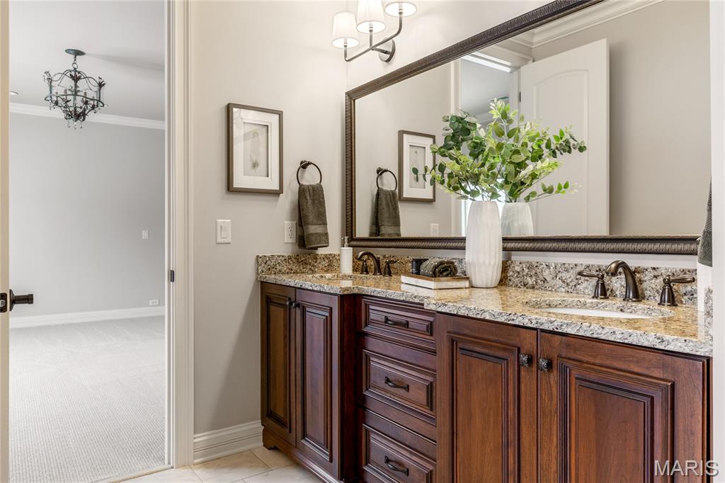 Town & Country Manor - Residential