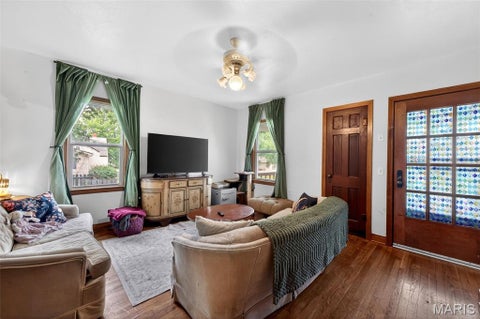 Tiny photo for 22 Jefferson Drive, Bowling Green, MO 63334 (MLS # 26035982)
