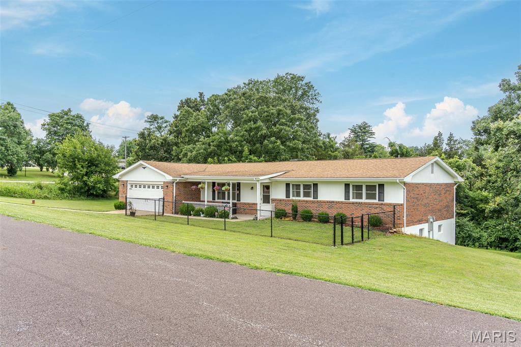 105 Old Farm Estates Road
