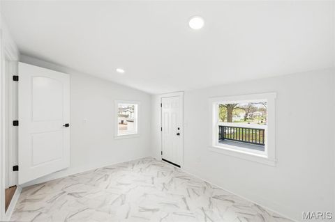 Tiny photo for 1020 W Cherry Street, Troy, MO 63379 (MLS # 26019965)