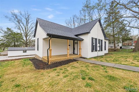 Tiny photo for 1020 W Cherry Street, Troy, MO 63379 (MLS # 26019965)