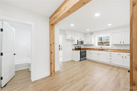 Tiny photo for 1020 W Cherry Street, Troy, MO 63379 (MLS # 26019965)