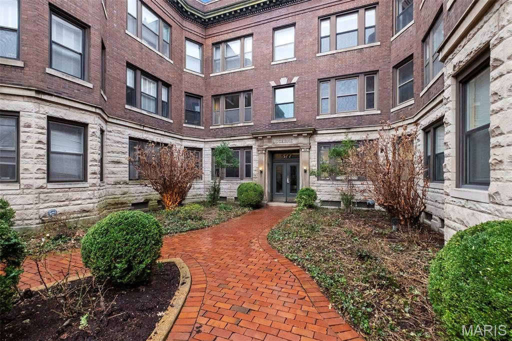 377 N Taylor Avenue 3N