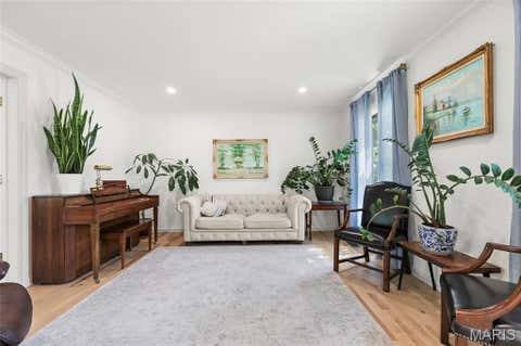 Tiny photo for 243 W Manor Drive, Chesterfield, MO 63017 (MLS # 26052033)