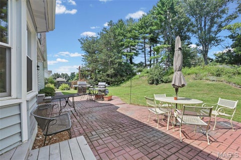 Tiny photo for 243 W Manor Drive, Chesterfield, MO 63017 (MLS # 26052033)